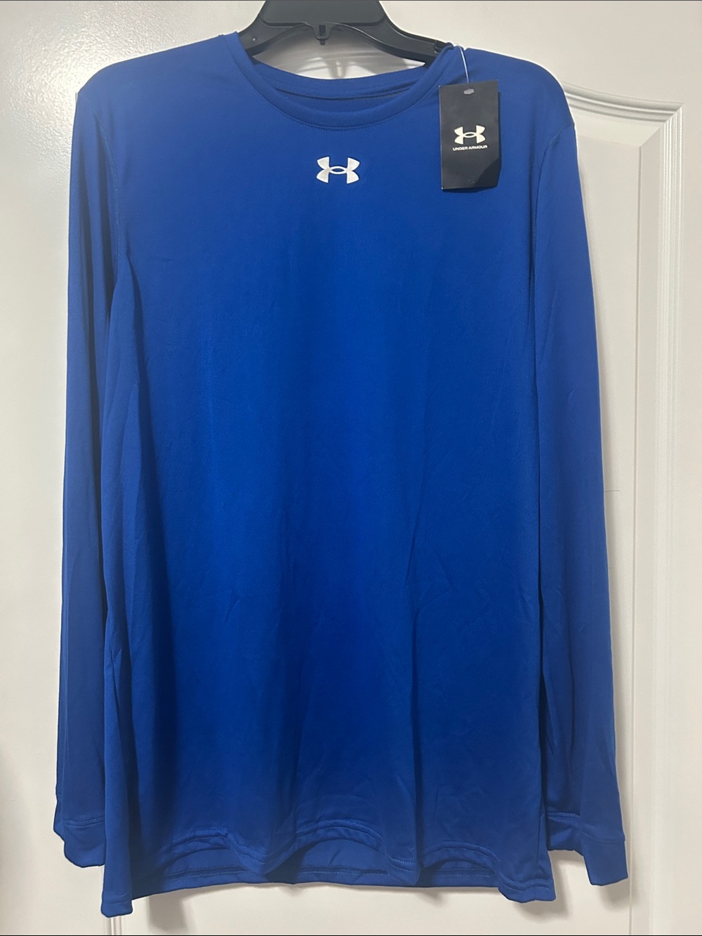 Under Armour Men’s Long-Sleeve Tee in Royal Blue